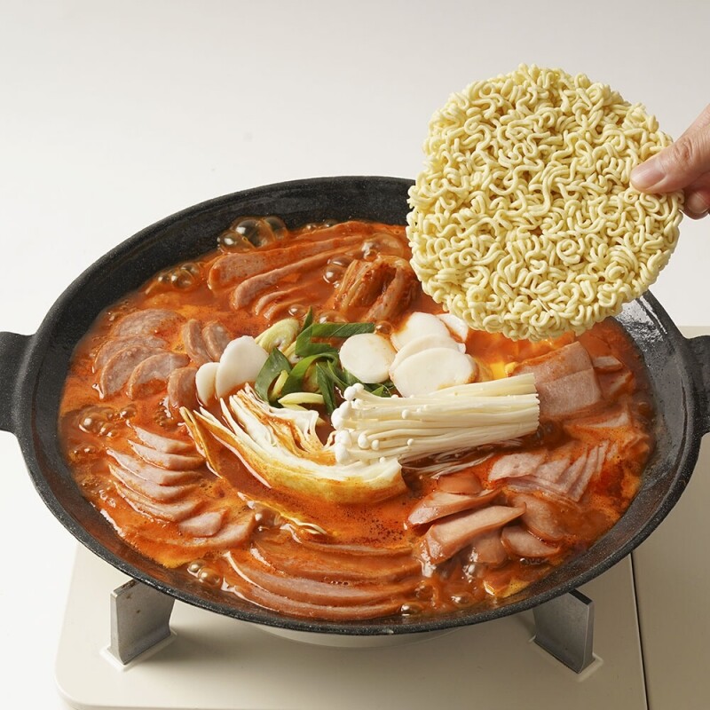 주식회사 더프레시에프앤비,[픽맛집] 8종햄폭탄 프리미엄 부대찌개 밀키트 824g(3~4인분)