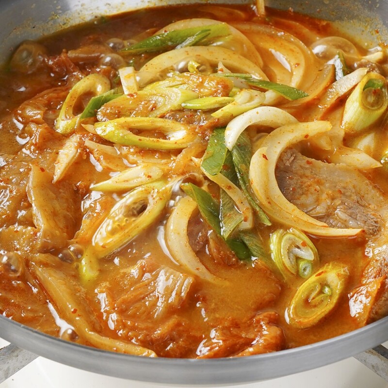 주식회사 더프레시에프앤비,[픽맛집] 한돈 묵은지 돼지고기 김치찜 밀키트 630g